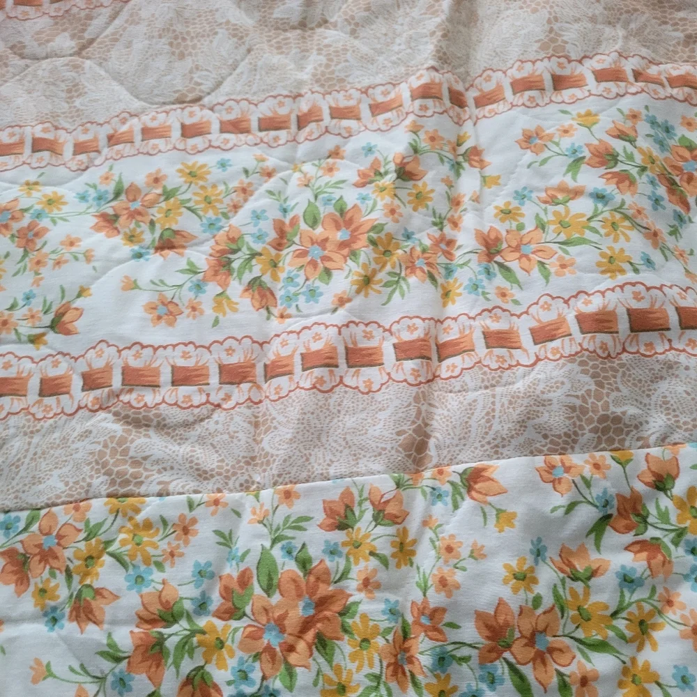 Vintage Floral Patterned Coverlet Bedspread Full/Queen